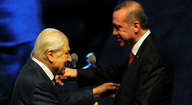 Cumhurbaşkanı Erdoğan şair Nuri Pakdil'i andı