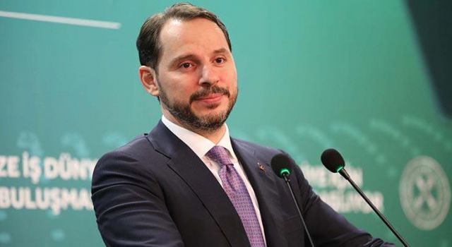 Berat Albayrak’tan AKP milletvekillerine ekonomi konusunda brifing