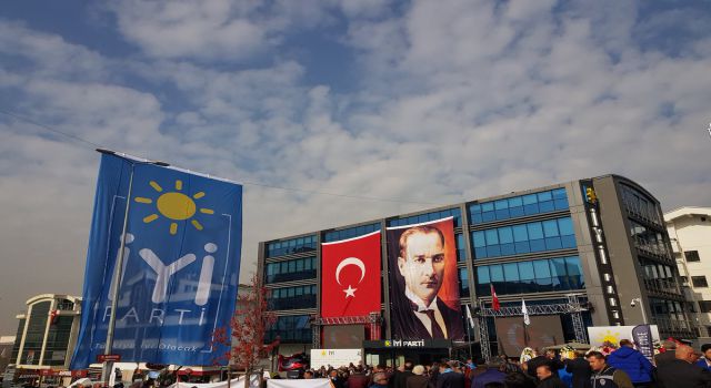 İYİ Parti Genel Merkez yöneticileri birbirine girdi