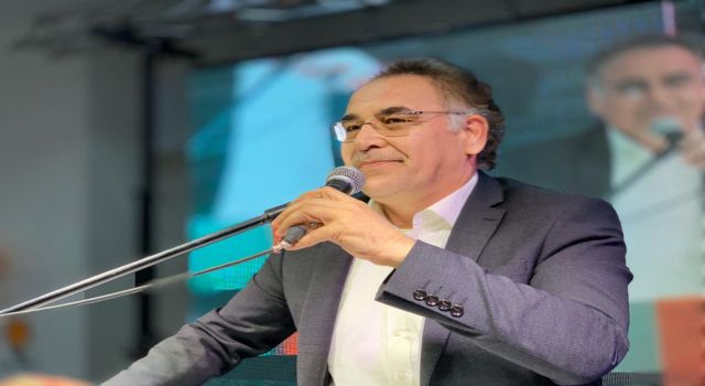 AK Parti'li vekil Menekşe, Mehmet Akif Ersoy'u andı