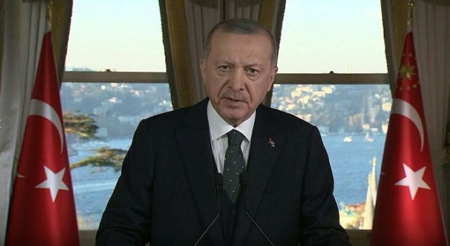 Cumhurbaşkanı Erdoğan: "Türkiye'nin gelişmeleri tribünden izlemesi mümkün değil"