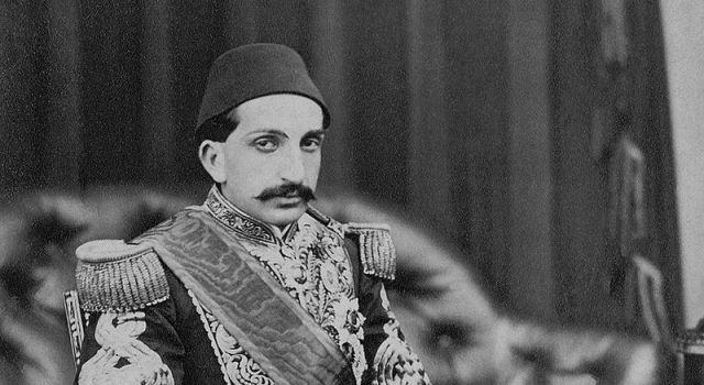 Sultan 2. Abdülhamid vefatının 103. yılında yad ediliyor