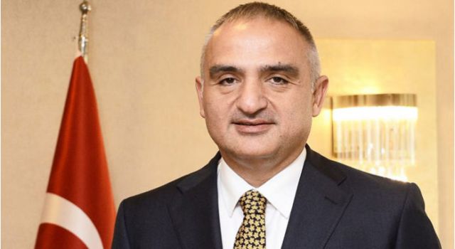 Bakan Ersoy'dan 12 Mart İstiklal Marşı'nın kabulü ve Mehmet Akif Ersoy'u Anma Günü paylaşımı