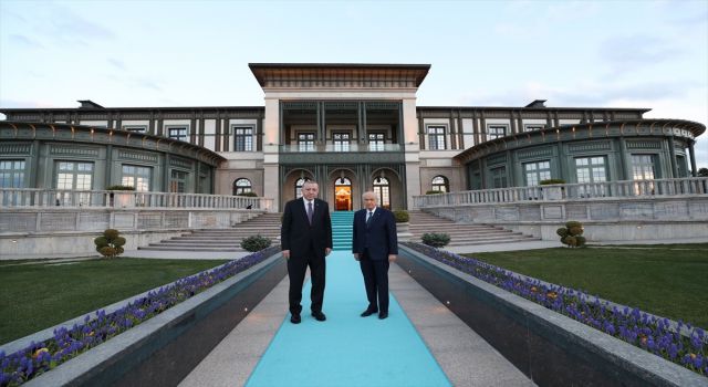 Cumhurbaşkanı Erdoğan ile MHP Lideri Bahçeli, Özbek Otağı'nda iftar yemeğinde buluştu