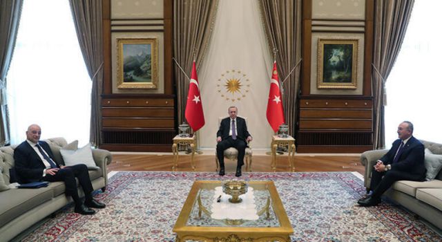 Cumhurbaşkanı Erdoğan, Yunanistan Dışişleri Bakanı Dendias'ı kabul etti