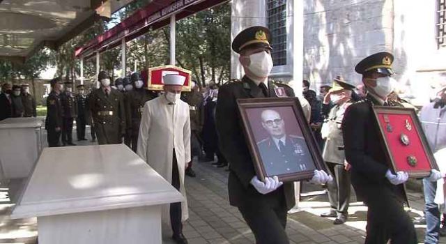 Eski Genelkurmay Başkanı Mustafa Necdet Üruğ'ün, son yolculuğu..