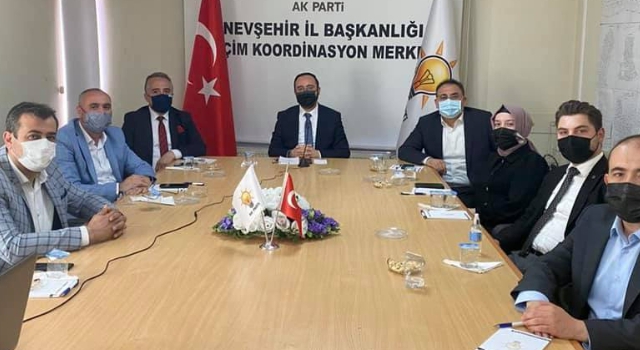 AK Parti'li Menekşe: "Hep birlikle kucaklaşacağımız nice mutlu Bayramlara inşallah"