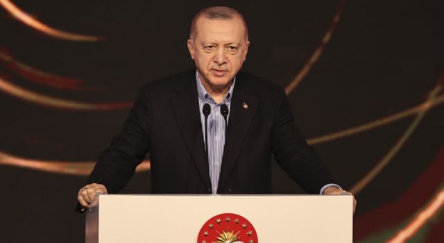 Cumhurbaşkanı Erdoğan: "Hakkı ve adaleti savunmaya devam ediyoruz, devam edeceğiz"