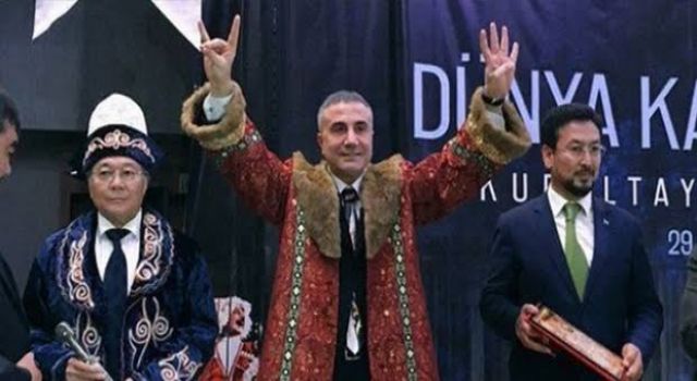 Sedat Peker'e 'Türklük Hakanı' unvanı veren isim bilin bakalım nerden çıktı?