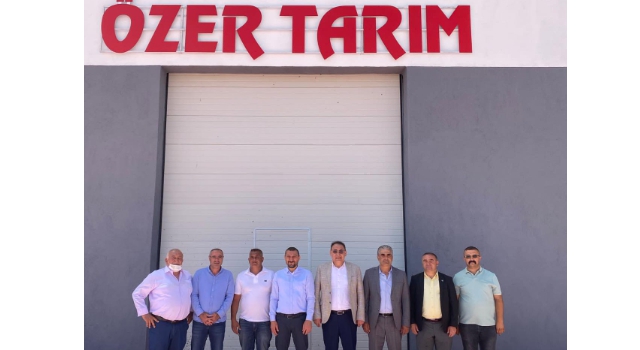 AK Parti'li Menekşe: "Özer Tarım ve Tohumculuk işletmesinin açılışını yaptık, hayırlı olsun"