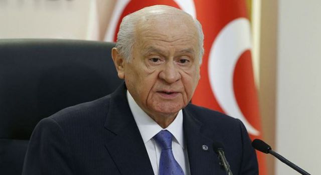 MHP lideri Bahçeli’den Cumhurbaşkanı Erdoğan’a tebrikli Çınar Fidanı hediyesi