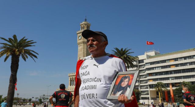 HDP'liler köpürdü.. PKK tarafından kızı kaçırılan baba Mehmet Laçin'le uğraştı!