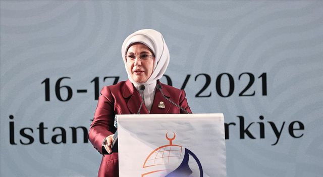 Emine Erdoğan, 'Hepimiz Meryemiz Platformu'nun konferansında