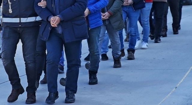 İstanbul'da 11 ilçede PKK operasyonu! 9 kişiye gözaltı