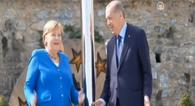 Son dakika: Cumhurbaşkanı Erdoğan-Merkel görüşmesi başladı