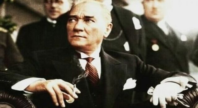 Cumhuriyetimizin kurucusu Gazi Mustafa Kemal Atatürk'ü özlemle anıyoruz!