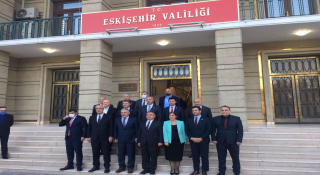 TBMM Milli Savunma Komisyonu Başkanı Yılmaz ve Komisyon üyesi milletvekilleri Eskişehir’deki temaslarda bulundular