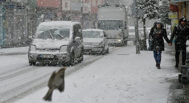 Meteoroloji uyardı.. O illere kar geliyor!