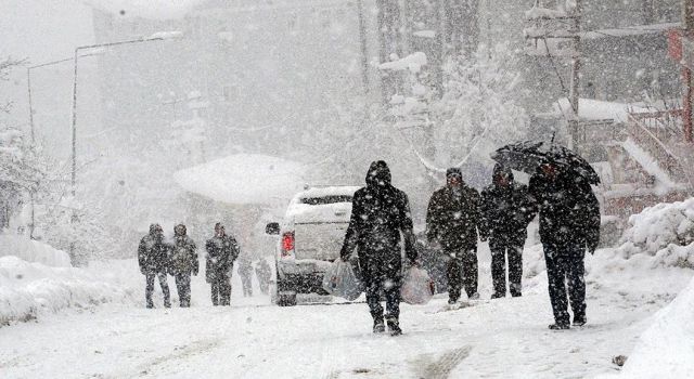 Olumsuz hava şartları nedeniyle birçok ilde idari izin!