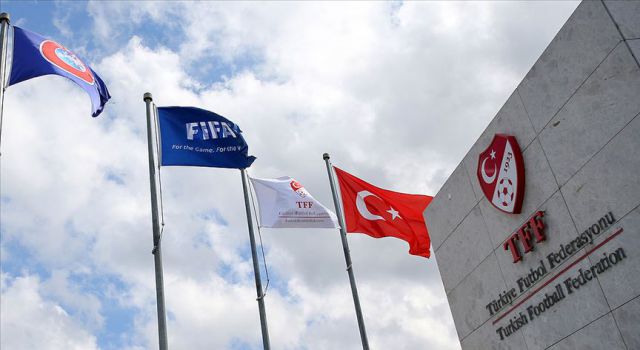 TFF'den Kovid-19 tedbirlerine ilişkin talimatlarda değişiklik