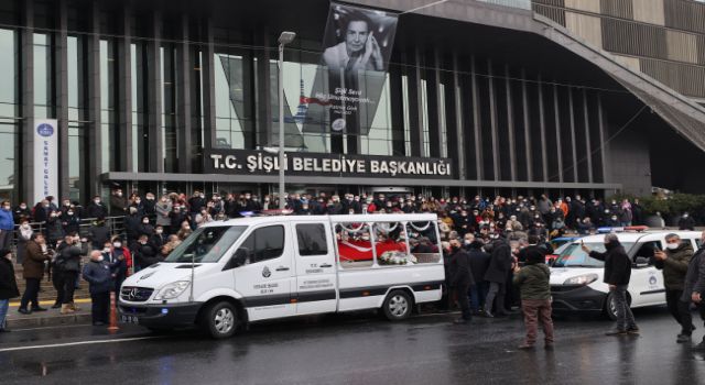 Usta sanatçı Fatma Girik'e İstanbul'da son veda