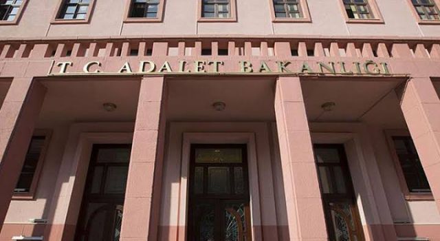 Adalet Bakanlığı 12 bin 933 personel alacak