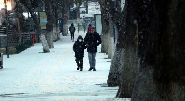 Bazı illerde kar tatili!