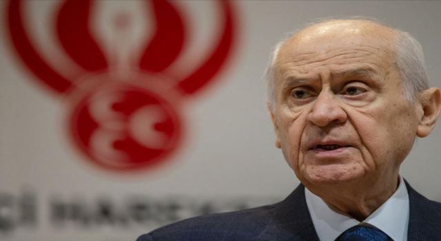 MHP Lideri Devlet Bahçeli'den Avrupa Güreş Şampiyonası'nda derece elde eden millî sporculara tebrik mesajı