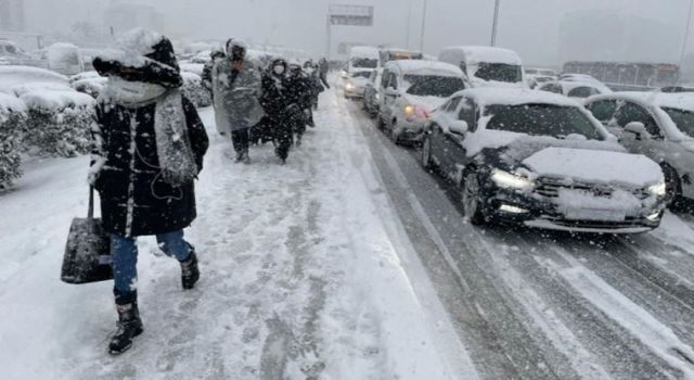 Perşembe'ye dikkat! En büyük kar yağışı geliyor..