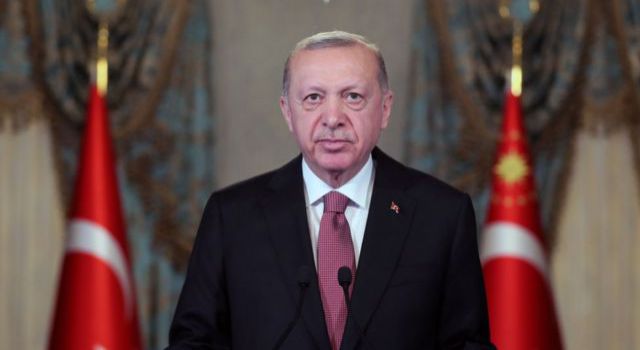 Cumhurbaşkanı Erdoğan: "Bugün Ayasofya Fatih Medresesi ile izleri silinmek istenen bir eseri daha hamdolsun yeniden şehrimize kazandırıyoruz"