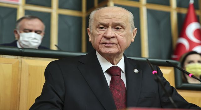 MHP lideri Bahçeli: "Sığınmacı sorunu istismara çanak tutmadan çözülmeli"