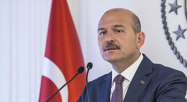 İçişleri Bakanı Soylu'dan 'kaçak göçmenlerle' ilgili açıklamalar