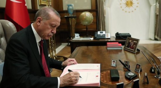 Cumhurbaşkanı Erdoğan'ın imzasıyla atama ve görevden alma kararları Resmi Gazete'de