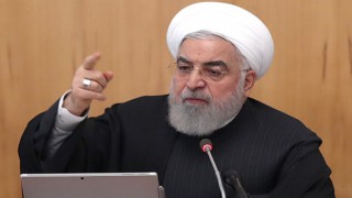 İran Cumhurbaşkanı Ruhani: "Silah yaptırımlarının sona ermesi ,ABD için mağlubiyet oldu"