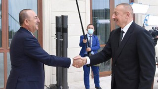 Çavuşoğlu, Aliyev ile görüşmek üzere Bakü'ye gitti