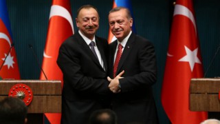 Cumhurbaşkanı Erdoğan, Aliyev'i kutladı