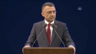 Cumhurbaşkanı Yardımcısı Fuat Oktay törende rahatsızlandı!