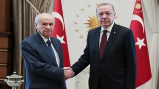 Cumhurbaşkanı Erdoğan'dan Bahçeli'ye tebrik telefonu