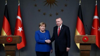 Cumhurbaşkanı Recep Tayyip Erdoğan ile Merkel görüşmesi başladı