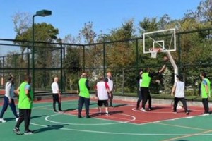 Cumhurbaşkanı Erdoğan, bazı bakan ve danışmanları ile basketbol maçında