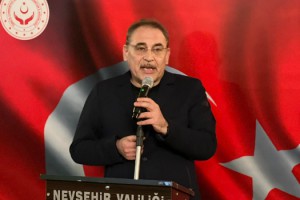 AK Parti'li Menekşe: "İlk iftarımız, İlk orucumuz kabul ve makbul olsun"