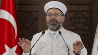 Diyanet İşleri Başkanı Erbaş'tan İsveç'te Kur'an-ı Kerim yakılmasına tepki!