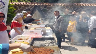 Osmaniye Vakfı’nda Sucuk Ekmek Günü ve Rahmet Safa ile Müzik Şöleni