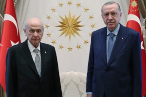 MHP Lideri Bahçeli, tahıl koridoru anlaşması sonrası Cumhurbaşkanı Erdoğan'ı aradı